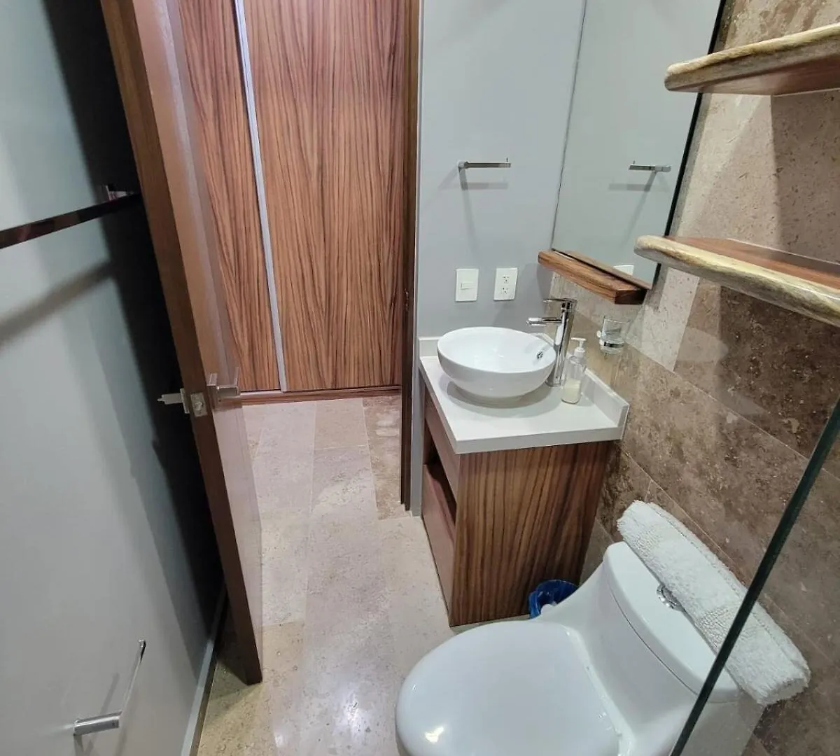 Stylish Condo With Roof Top Ocean Views Near Mamitas Beach And 5Th Ave Playa del Carmen 0*,  Mexiko